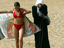 Дневник фотографа: Зора Бенсемра — арабская женщина-фотокорреспондент