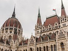 Венгрия не допустила включения атомной энергетики РФ в 17-й пакет санкций