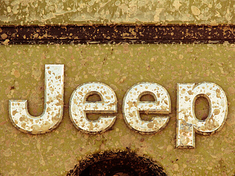 В России отзывают более 400 внедорожников Jeep