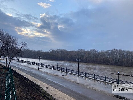 Урал у Оренбурга падает, Сакмара у Татарской Каргалы растет