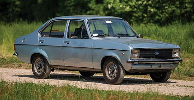 Ford Иоанна Павла II выставили на аукцион за $300 тысяч