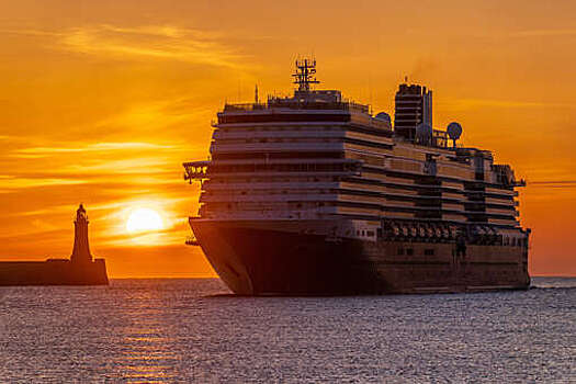 У берегов Кубы пассажирка круизного лайнера упала за борт