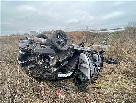 Двое водителей попали в больницу после столкновения BMW и Lada Kalina под Сызранью