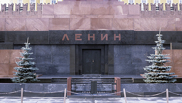 Клычков рассказал об отношении к идее захоронения Ленина