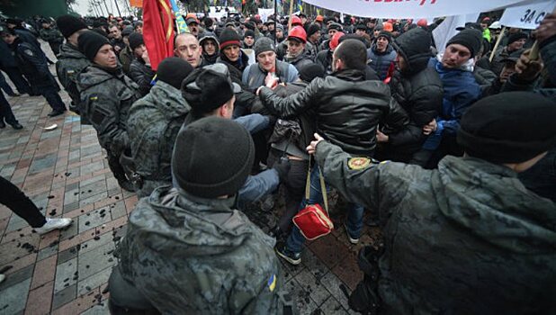 На Украине началась новая волна забастовок шахтеров