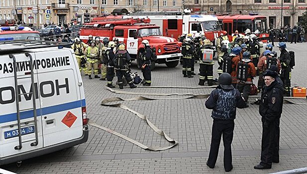 Взрыв в Петербурге совершил человек, оставивший бомбу на другой станции
