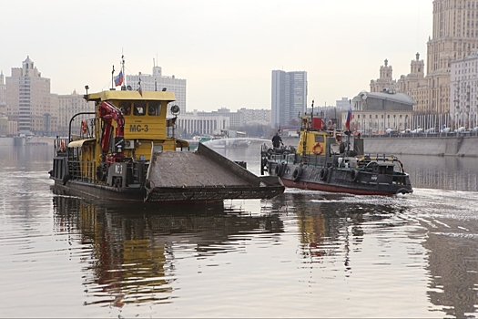 Коммунальный флот приступил к дежурству на Москве-реке и Яузе