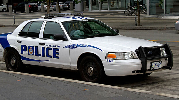 В Монреале полицейские застрелили мужчину с ножом