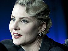 Дочь актрисы Литвиновой Ульяна собирает средства в Европе для киевских боевиков