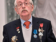 Актера Василия Ливанова выписали из больницы