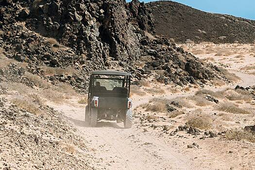 В России автомобилистам разрешат управлять болотоходами и багги