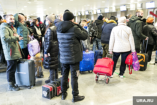 В аэропорту Тюмени 300 человек не могут улететь в Египет 14 часов. «Это просто издевательство»