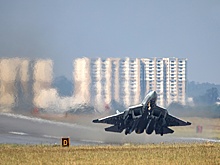 Что индийские СМИ пишут о полетах Су-57Э на выставке Aero India 2025