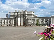 На площади Куйбышева в Самаре впервые устанавливают противотаранные устройства