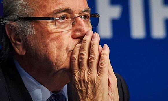 Бывшему президенту ФИФА Блаттеру запретили заниматься футбольной деятельностью больше, чем на 6 лет