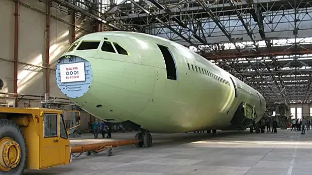 Опытный образец Ил-96-400М собрали на стапелях в Воронеже