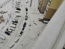 Подросток сорвался с высоты в Петербурге. Громкий хлопок услышала соседка