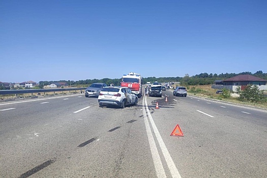 В Крыму в массовом ДТП погиб один человек и пострадали четверо