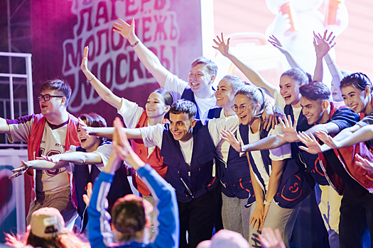 От благотворительности до старта в карьере.