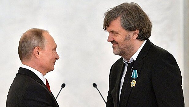 Кустурица по-русски поблагодарил Путина за Орден Дружбы