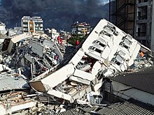 В турецком городе начали эвакуацию жителей из-за поднявшегося уровня моря