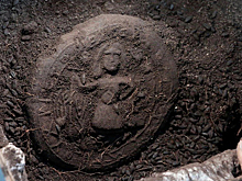 Найдена 1200-летняя буханка хлеба с изображением Христа