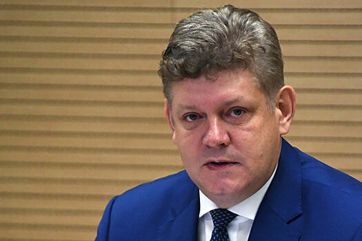 РБК: полпредом в Сибирском федеральном округе может стать помощник президента Серышев
