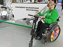 На выставке "Россия" проводит экскурсии маломобильный гид из КБР