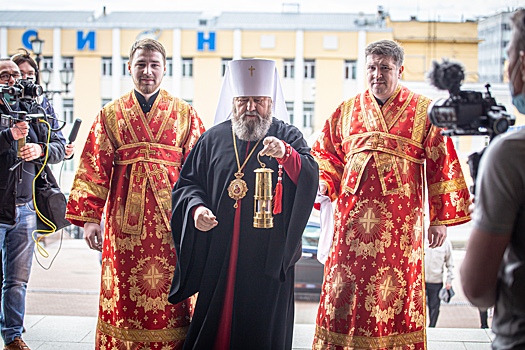 Итоги дня: прибытие Благодатного огня в Ижевск и военные антидиверсионные учения в Удмуртии