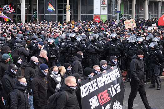 “Альтернативе для Германии” понравился запрет США на деятельность европейских антифашистов