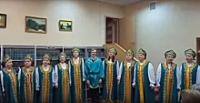 Хор «Родные напевы» выступил в библиотеке на Яснополянской