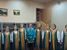 Хор «Родные напевы» выступил в библиотеке на Яснополянской