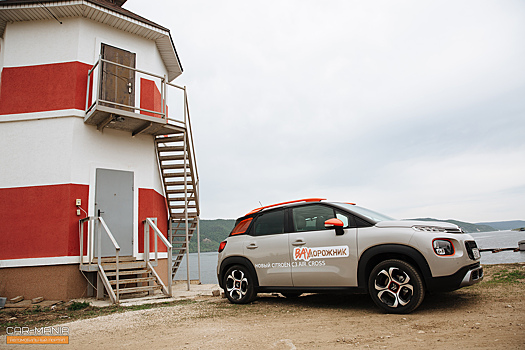 Что-то с ним не так: тест-драйв Citroen C3 Aircross