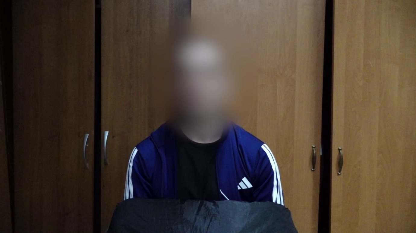 Полицейские задержали мужчину с 1 млн, спрятанным в памперсах