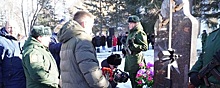 В Биробиджане торжественно почтили память медсестер из ЕАО, погибших в сирийском Алеппо