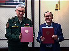 Военная академия Генштаба начала сотрудничать с ведущим экономическим вузом страны