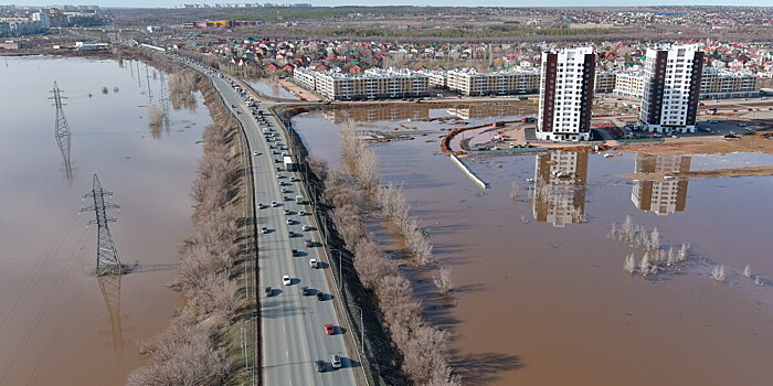 Уровень воды в Урале возле Оренбурга поднялся до рекордных значений