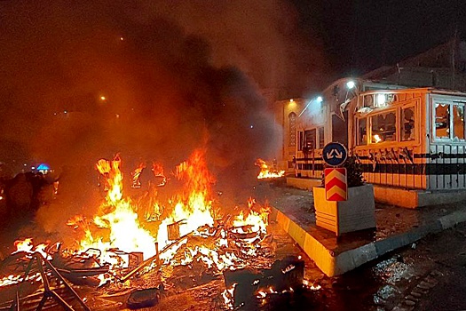 В Иране заявили, что ситуация с протестами взята под контроль