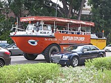 Раритетная американская амфибия LARC-5, которую превратили в экскурсионный автобус