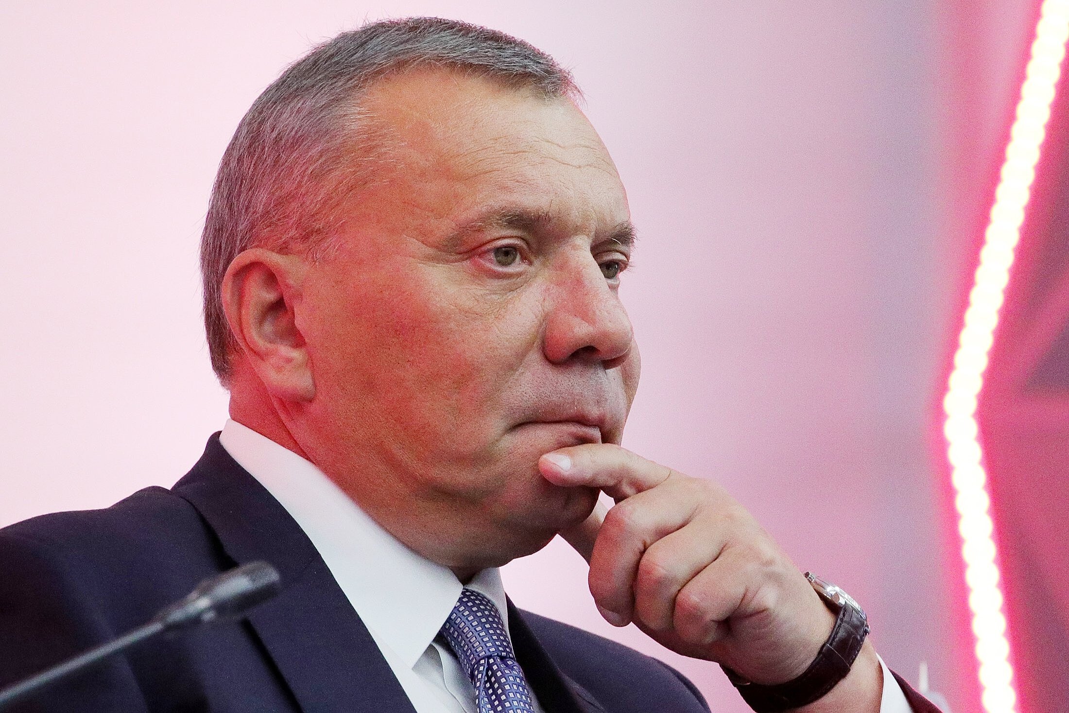 Вице-премьер Борисов оценил ситуацию с компонентами для автопрома