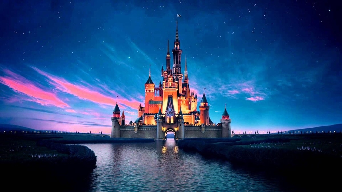 Отель Disney’s Galactic StarCruiser готов перенести семью в далекую галактику за 6 000 долларов