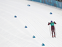 Лыжник из России Большунов завоевал серебро в масс-старте, у Ларькова - бронза