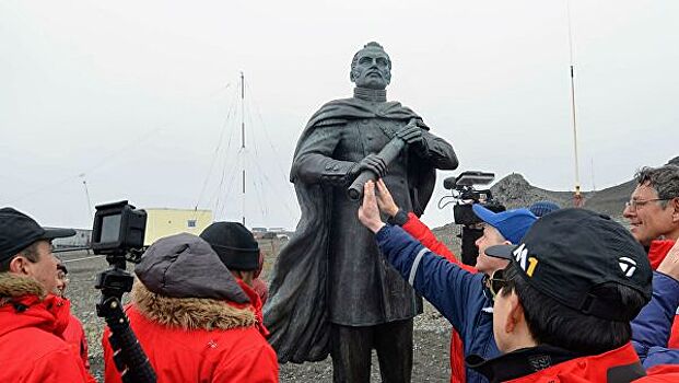 Фетисов поздравил с 200-летием открытия Антарктиды