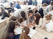 Основы коммерции и финансовой грамотности постигали приморские школьники