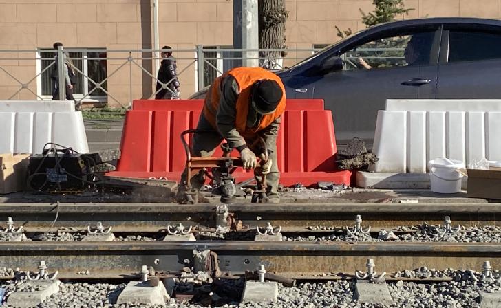 В Курске определены источники финансирования ремонта трамвайных путей