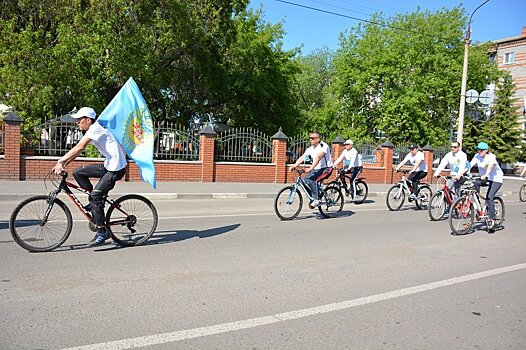 Полковники полиции устроили велопробег в Петропавловске