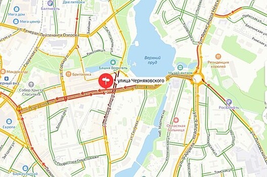 Перекрёсток Пролетарская — Черняховского встал в пробке из-за отключенного светофора