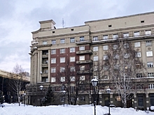 Фасад стоквартирного дома в Новосибирске отремонтируют на средства жильцов