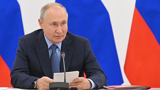 Путин рассказал, что пользуется кардиомонитором