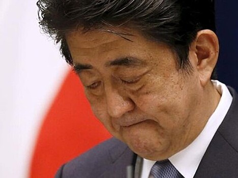Провальная политика ЦБ Японии уничтожит карьеру Абэ